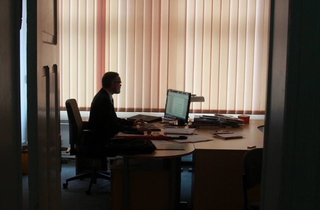 Andreas im Büro in Friedensau