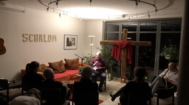 Thomas Weigel liest aus seinem Buch